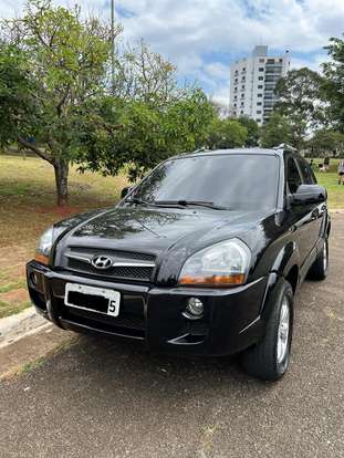 HYUNDAI-TUCSON-2012