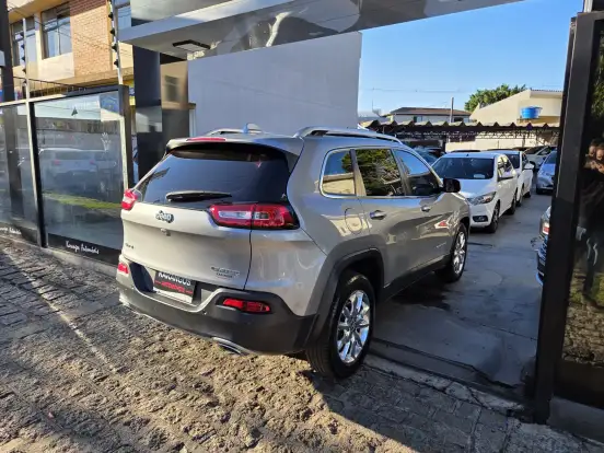 JEEP-CHEROKEE-3.2 LIMITED 4X4 V6 24V GASOLINA 4P AUTOMÁTICO JEEP-CHEROKEE-2015
