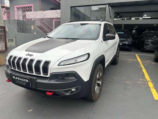 JEEP-CHEROKEE-2015