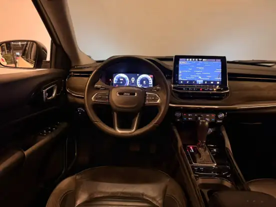 JEEP-COMMANDER-2023