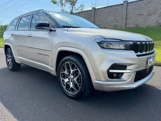 JEEP-COMMANDER-2023