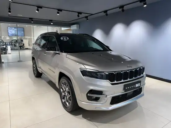 JEEP-COMMANDER-2022