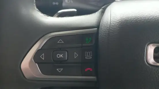 JEEP-COMMANDER-2022