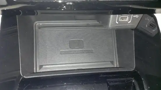 JEEP-COMMANDER-2022