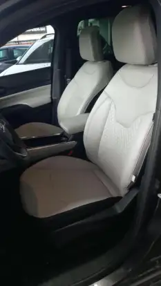 JEEP-COMMANDER-2022