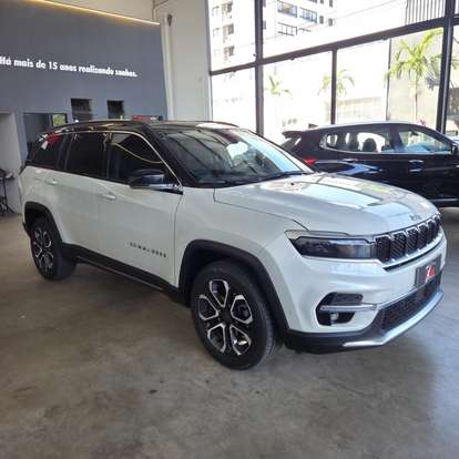 JEEP-COMMANDER-2022