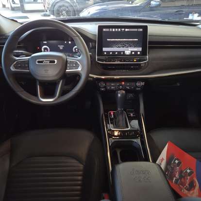 JEEP-COMMANDER-2022
