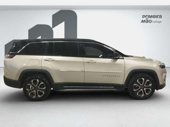 JEEP-COMMANDER-2022