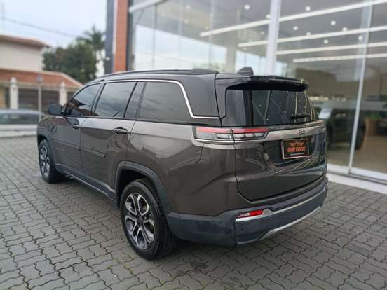 JEEP-COMMANDER-2022