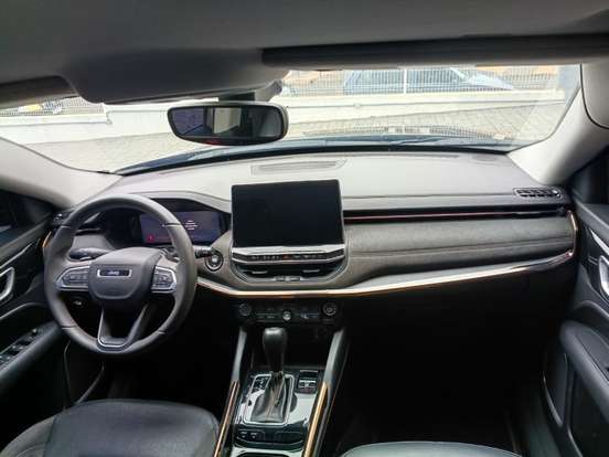 JEEP-COMMANDER-2022