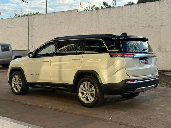JEEP-COMMANDER-2023