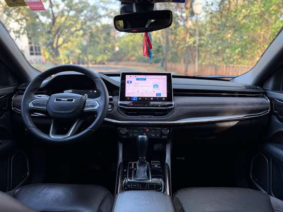 JEEP-COMMANDER-2022