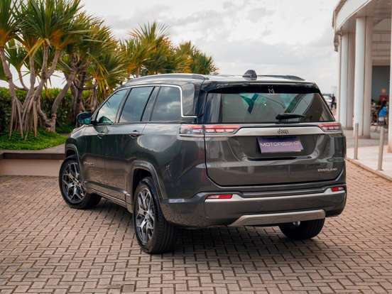 JEEP-COMMANDER-1.3 T270 TURBO FLEX OVERLAND AT6 JEEP-COMMANDER-2024