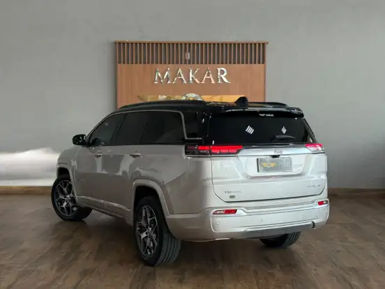 JEEP-COMMANDER-2.0 TD380 TURBO DIESEL OVERLAND AT9 JEEP-COMMANDER-2022