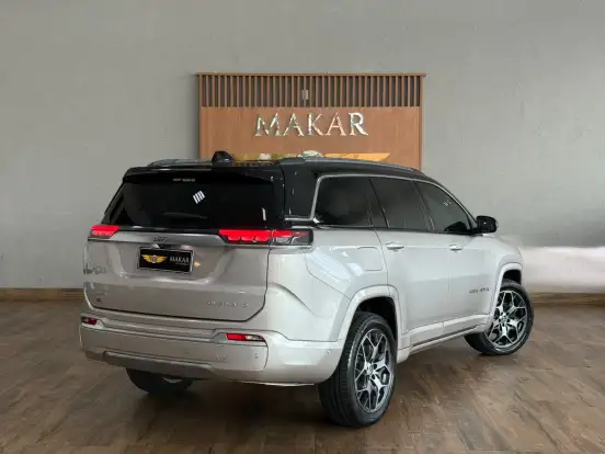 JEEP-COMMANDER-2022