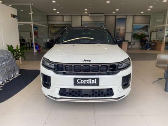 JEEP-COMMANDER-2025