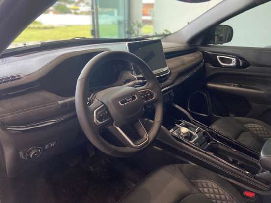JEEP-COMMANDER-2025
