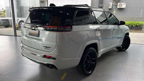 JEEP-COMMANDER-2025