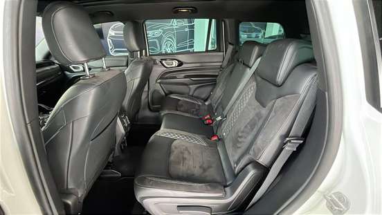 JEEP-COMMANDER-2025