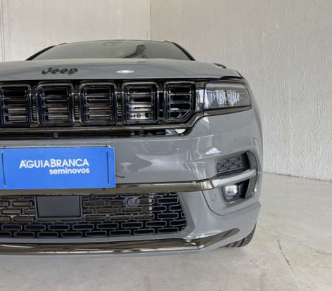 JEEP-COMMANDER-2024