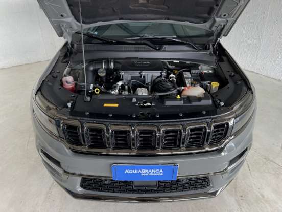 JEEP-COMMANDER-2024