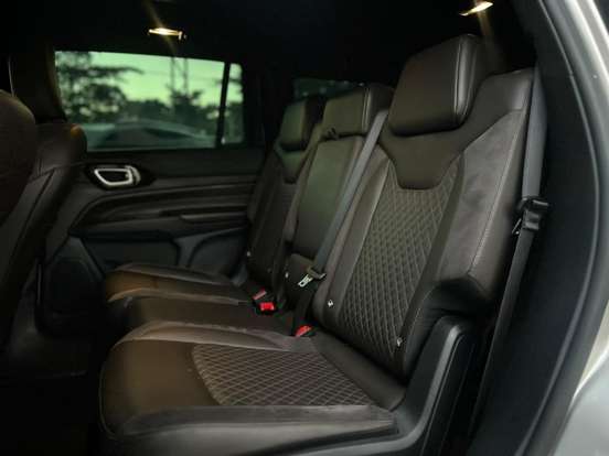 JEEP-COMMANDER-2021