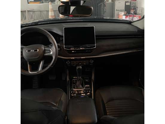 JEEP-COMMANDER-2021