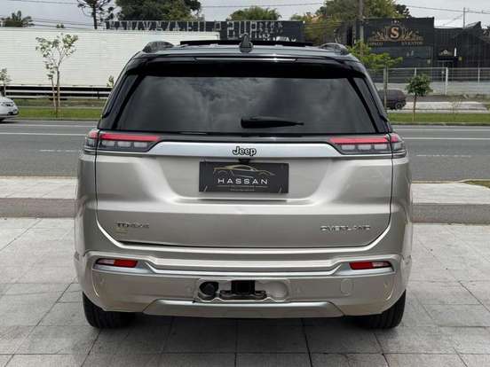 JEEP-COMMANDER-2021