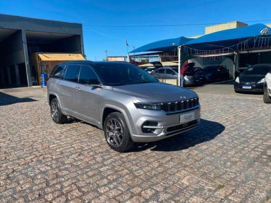JEEP-COMMANDER-2024