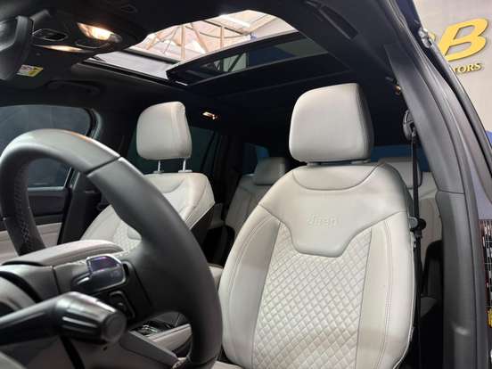 JEEP-COMMANDER-2022