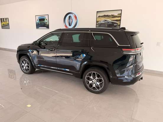 JEEP-COMMANDER-2022