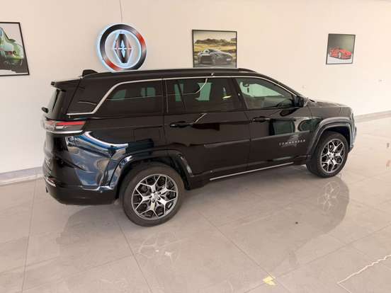 JEEP-COMMANDER-2022