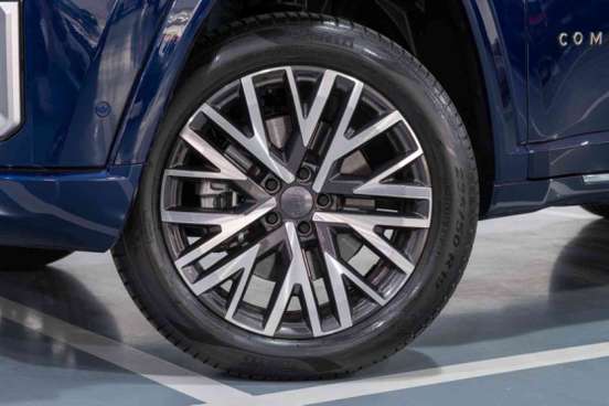 JEEP-COMMANDER-2025