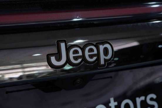 JEEP-COMMANDER-2025