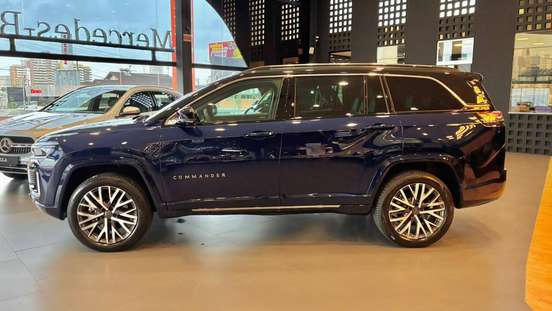 JEEP-COMMANDER-2025