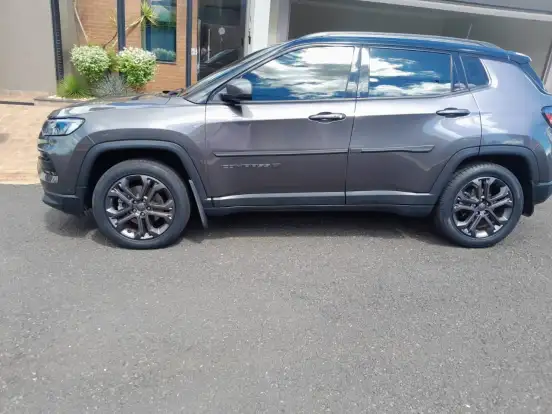 JEEP-COMPASS-2021