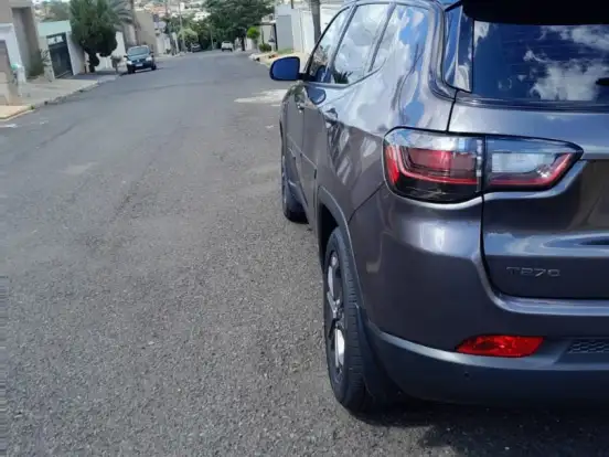 JEEP-COMPASS-1.3 T270 TURBO FLEX LONGITUDE AT6 JEEP-COMPASS-2021