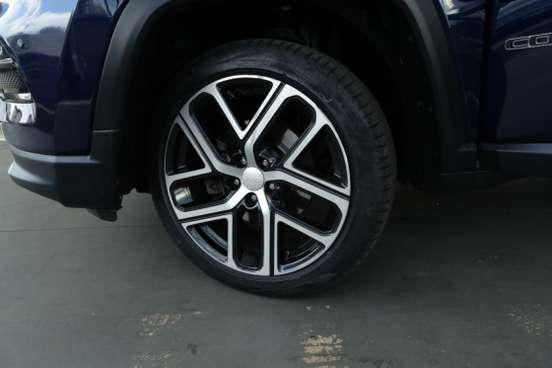 JEEP-COMPASS-1.3 T270 TURBO FLEX LIMITED AT6 JEEP-COMPASS-2024