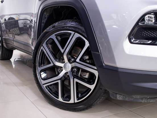JEEP-COMPASS-1.3 T270 TURBO FLEX LIMITED AT6 JEEP-COMPASS-2024