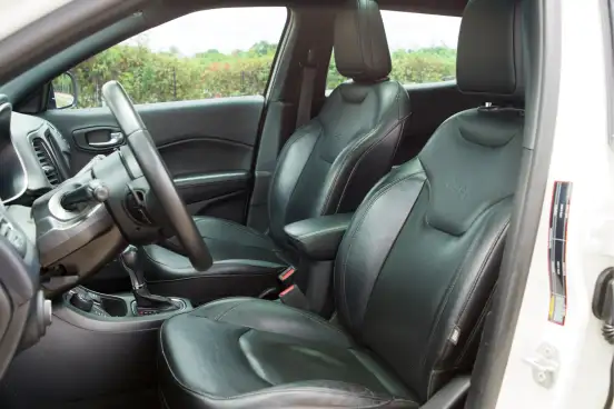 JEEP-COMPASS-2.0 16V DIESEL LIMITED 4X4 AUTOMÁTICO JEEP-COMPASS-2020