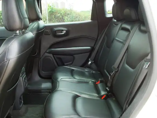 JEEP-COMPASS-2.0 16V DIESEL LIMITED 4X4 AUTOMÁTICO JEEP-COMPASS-2020