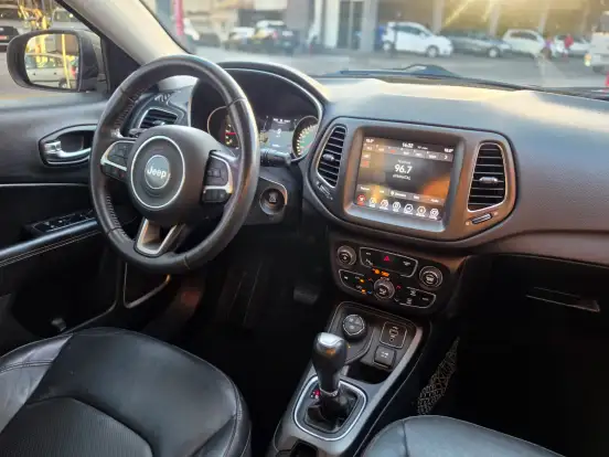 JEEP-COMPASS-2.0 16V DIESEL LONGITUDE 4X4 AUTOMÁTICO JEEP-COMPASS-2018
