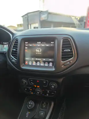 JEEP-COMPASS-2018
