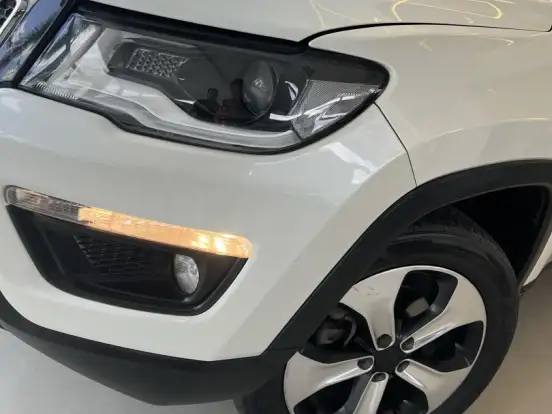 JEEP-COMPASS-2.0 16V DIESEL LONGITUDE 4X4 AUTOMÁTICO JEEP-COMPASS-2018