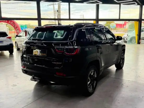 JEEP-COMPASS-2.0 16V DIESEL TRAILHAWK 4X4 AUTOMÁTICO JEEP-COMPASS-2017