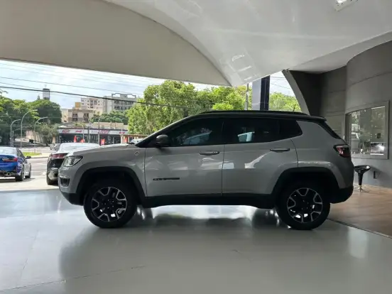 JEEP-COMPASS-2019