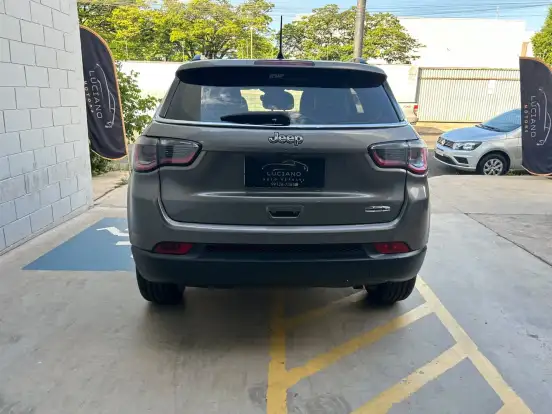 JEEP-COMPASS-2.0 16V FLEX LONGITUDE AUTOMÁTICO JEEP-COMPASS-2017