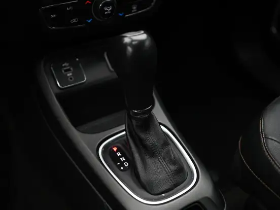 JEEP-COMPASS-2.0 16V FLEX LONGITUDE AUTOMÁTICO JEEP-COMPASS-2018