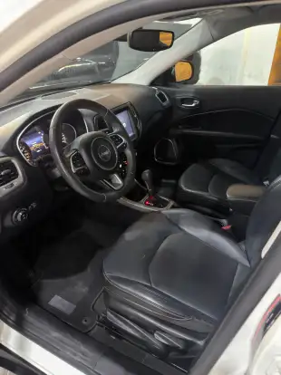 JEEP-COMPASS-2.0 16V FLEX LONGITUDE AUTOMÁTICO JEEP-COMPASS-2019