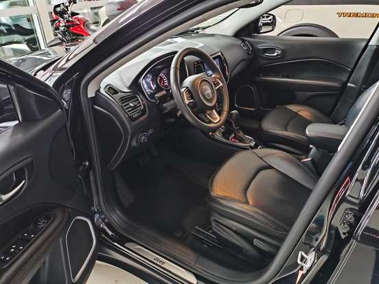 JEEP-COMPASS-2.0 16V DIESEL LIMITED 4X4 AUTOMÁTICO JEEP-COMPASS-2018